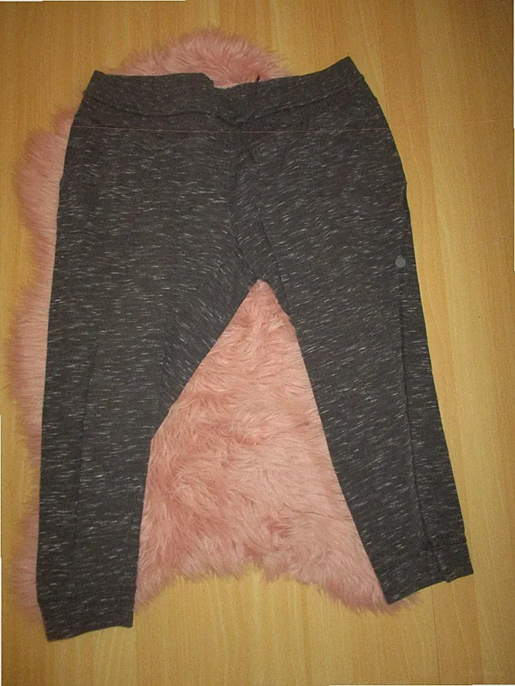 Sport bpc Bonprix Sehr schöne Jogginghose Hose Gr. 48/50 Fb. Schwarz meliert