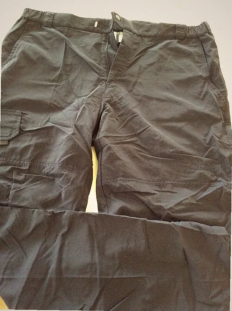 Sporthose Klepper Gr.25 / 50 Leicht Schwarz Seitlich Taschen Hinten Tasche S8