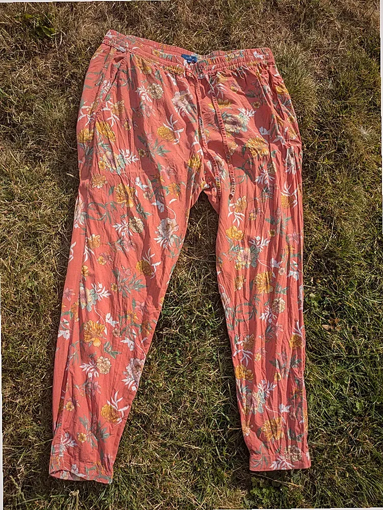 Rosa Jogginghose