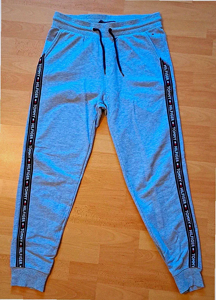 Tommy Hilfiger Herren Jogginghose M grau Logo-Streifen Kordelzug Taschen