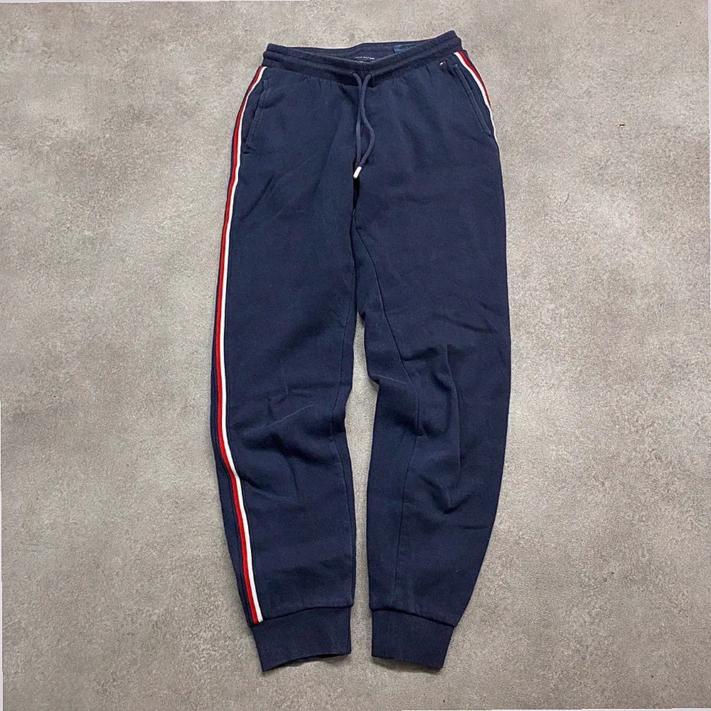Tommy Hilfiger Jogginghose Herren XXS Seitenstreifen Fleece Slim Fit Training...