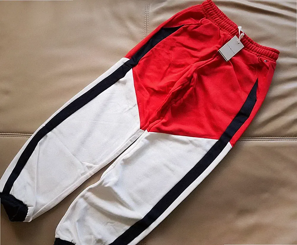 Tommy Hilfiger Sweathose Jogginghose unisex Colorblock Logo Gr. 152 Hose NEU