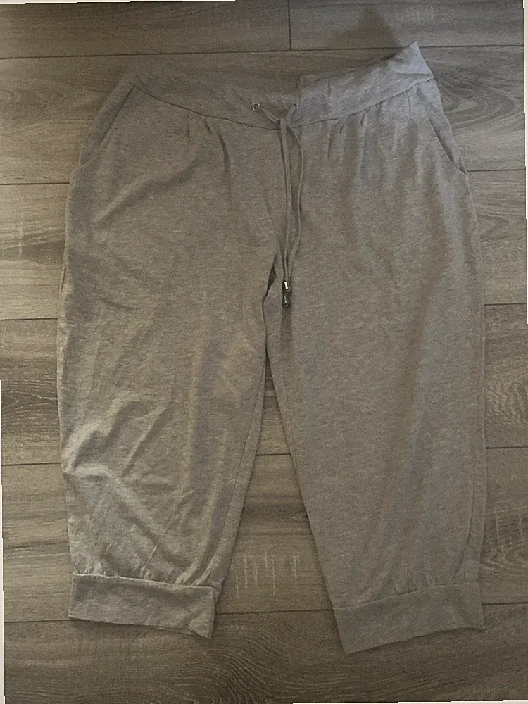 Umstandsmode Stoff Hose Schwangerschaft Yessica Gr. 44 Grau