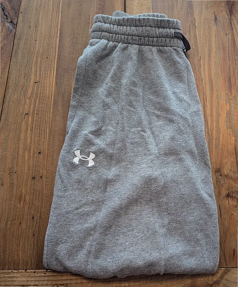 Under Armour Herren Jogginghose Grau Gr. M Polyester Fleece Taschen Bundzug
