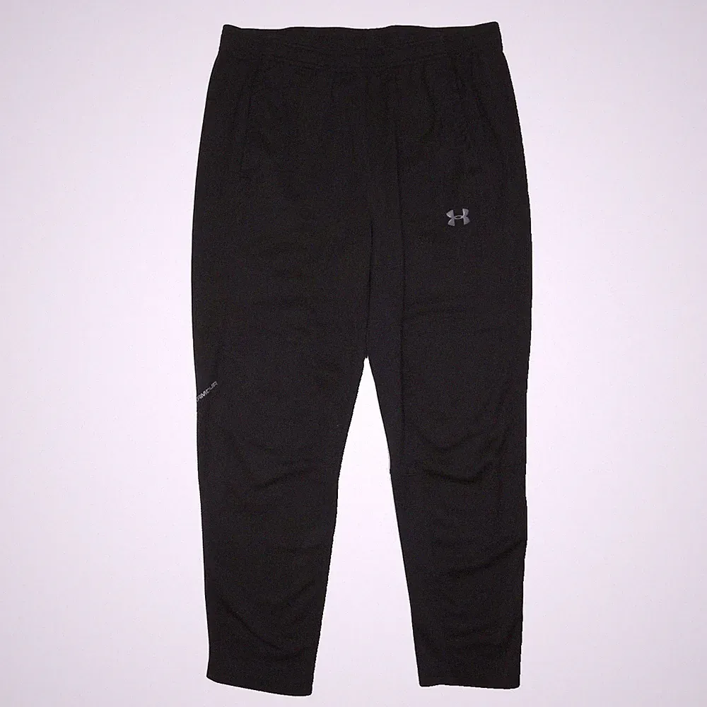 UNDER ARMOUR Herren Jogginghose Schwarz Slim Tapered XL W34 L27 Performance