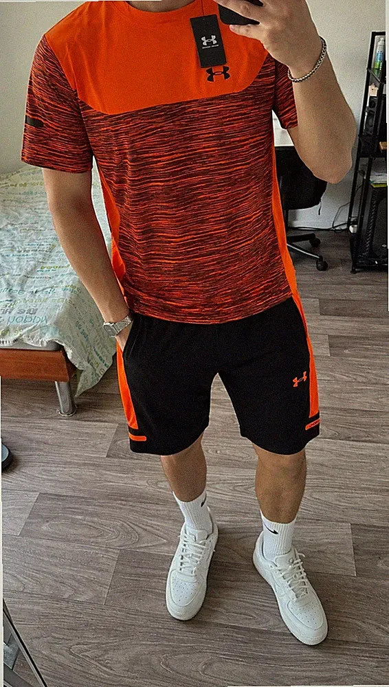 Under Armour Herren Sport-Set 2-teilig M T-Shirt & Shorts orange/schwarz