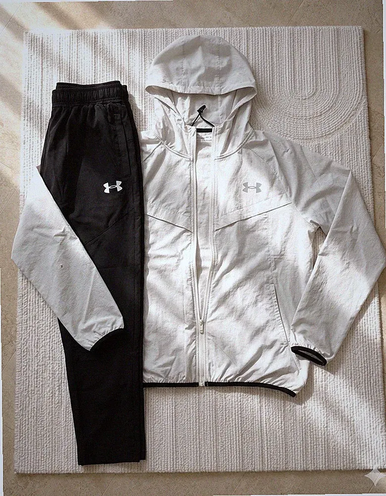 Under Armour Herren Trainingsanzug Set M, Kapuzenjacke & Hose, Schwarz/Weiß