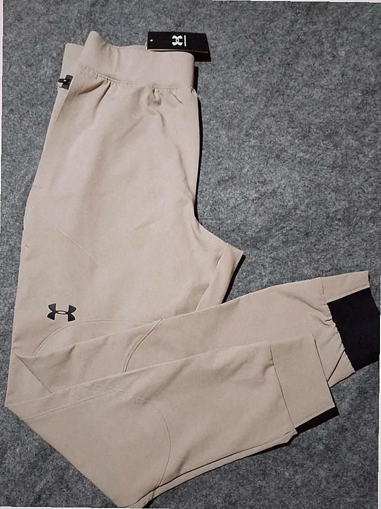 Under Armour Mens Unstoppable Joggers - Water-Repellent Finish - 1352027- M -NWT