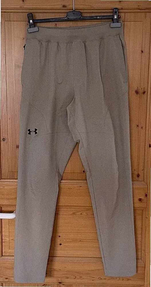 Under Armour Unstoppable Jogginghose Herren beige Gr. M Fitted Tapered Fit