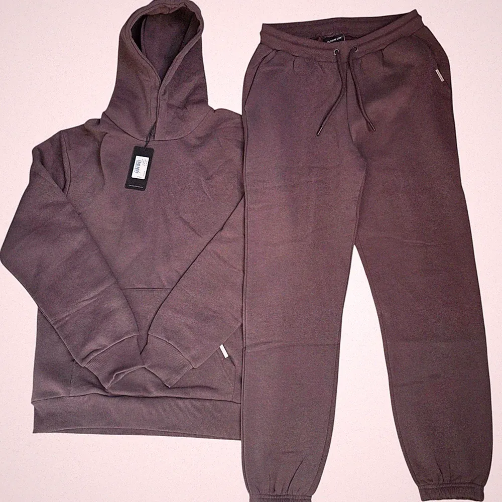 Verschluss LDN Relaxed Fit Trainingsanzug Hoodie & Jogginghose in Braun Brand...