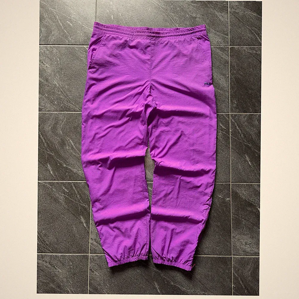 Vintage Fila Trainingshose / Jogginghose Pink-Lila – Oversized Fit