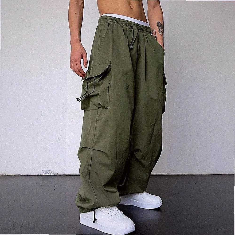 Lila Cargo