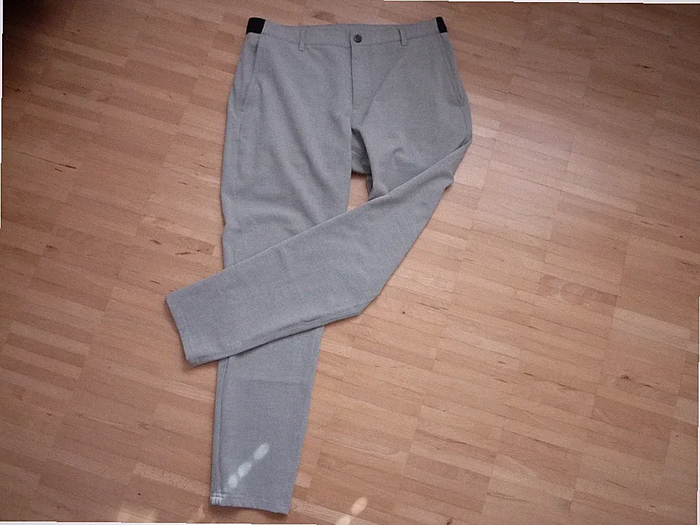 Zara Anzughose im Joggingstyle Chino Hose Gr. L grau