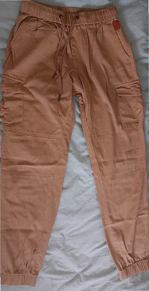 Braun Chinohose